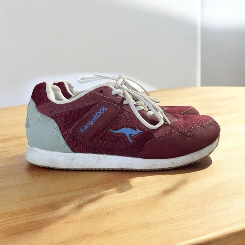 Kangaroos Women’s Sneakers Maroon Pockets Running Shoes Size : 8